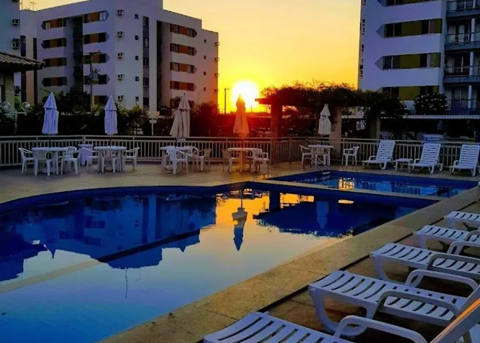 Ajuflat- Seu Lar Perto Da Praia E Da Orla De Atalaia Com Ar Condicionado E Piscina
