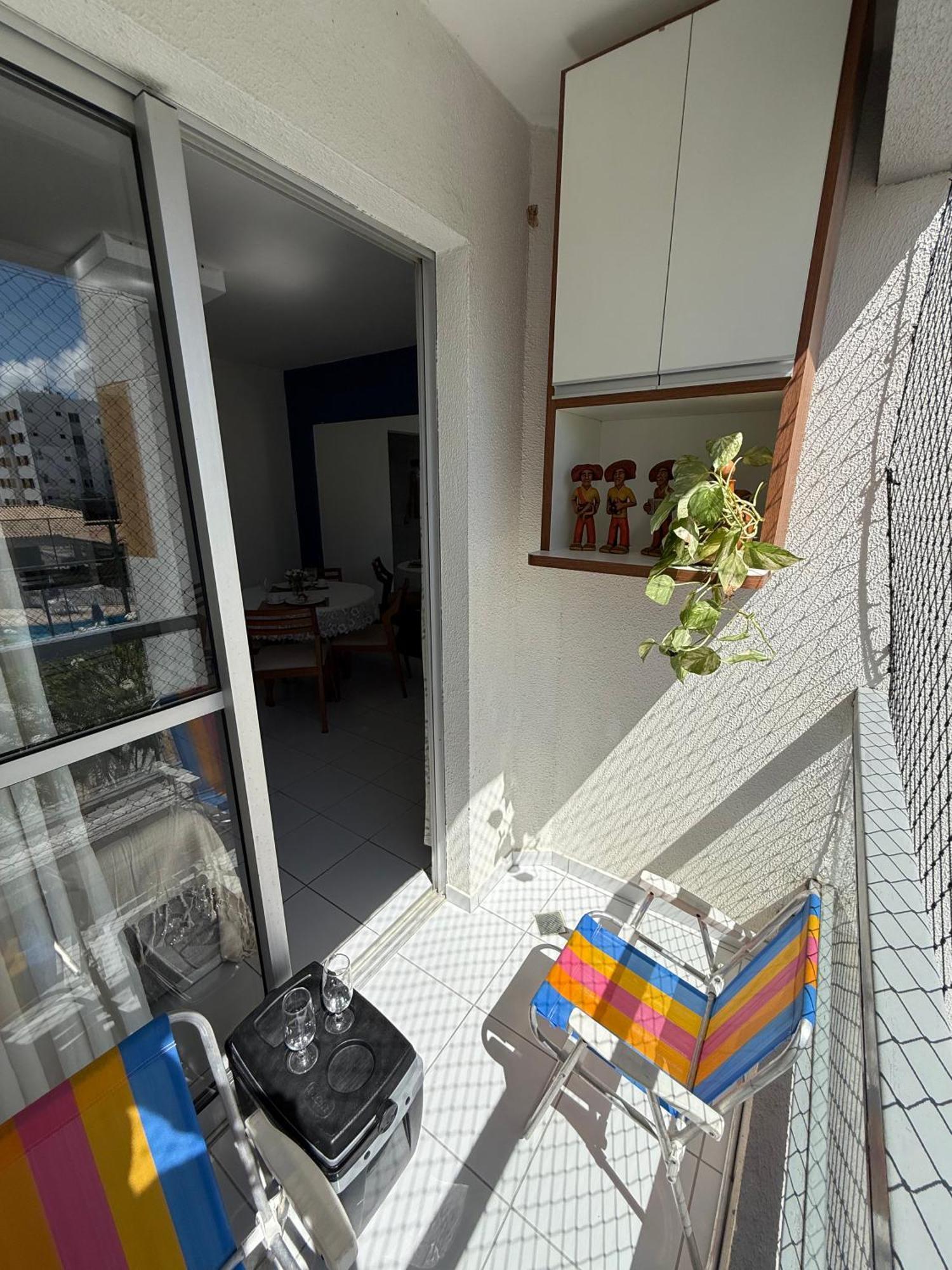 Ajuflat- Seu Lar Perto Da E Da Orla De Atalaia Com Ar Condicionado E Piscina Apartamento